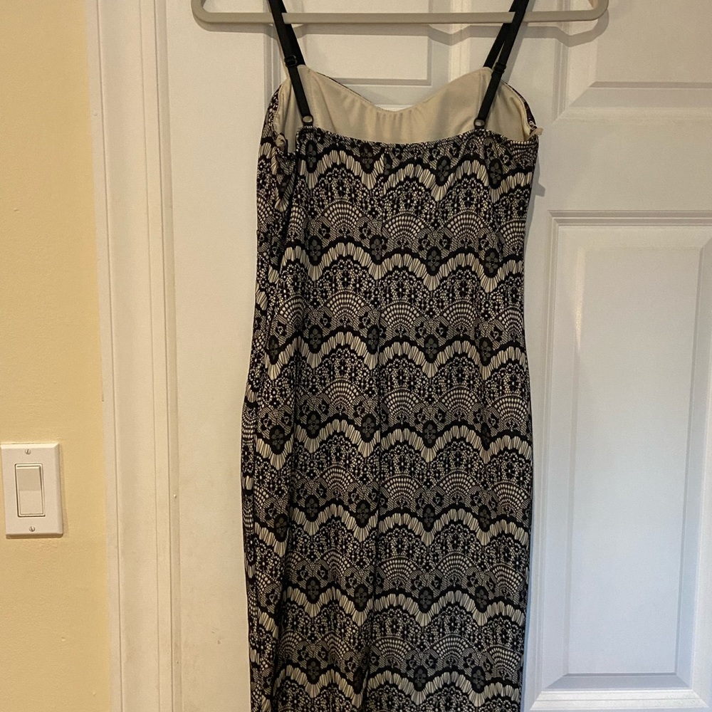 Size medium - Picture 4 of 5